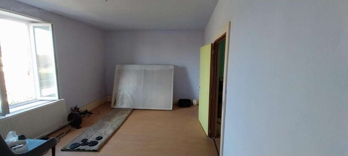 Maison à AILLEVILLERS-ET-LYAUMONT