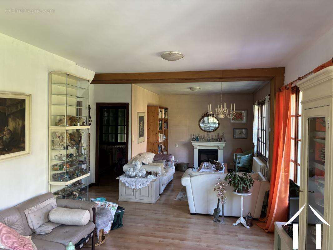 Maison à EPIRY