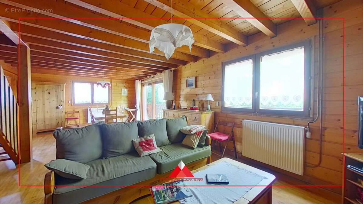 Chalet de 102 m² à Chapois - photo 3