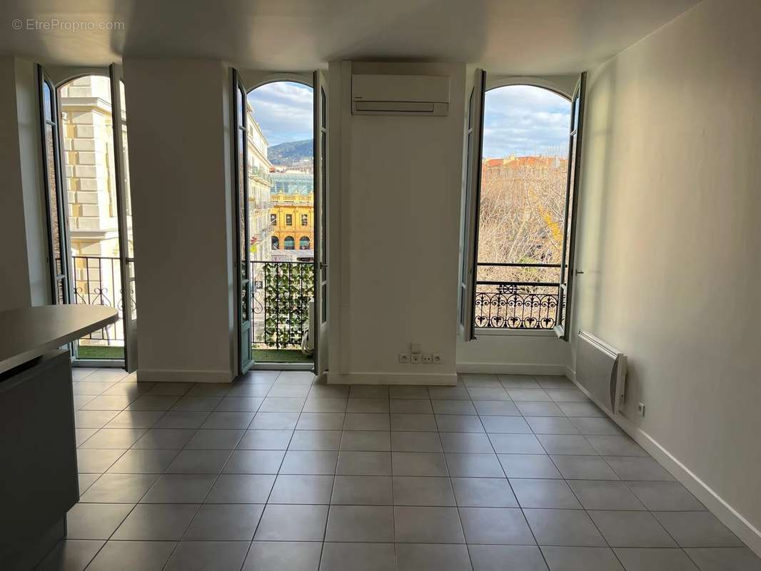 Appartement à NICE