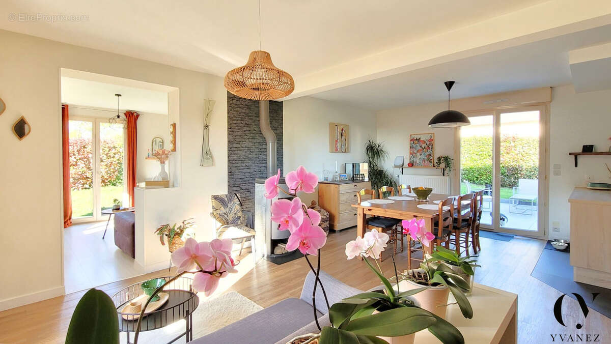 Maison à CHATEAUGIRON