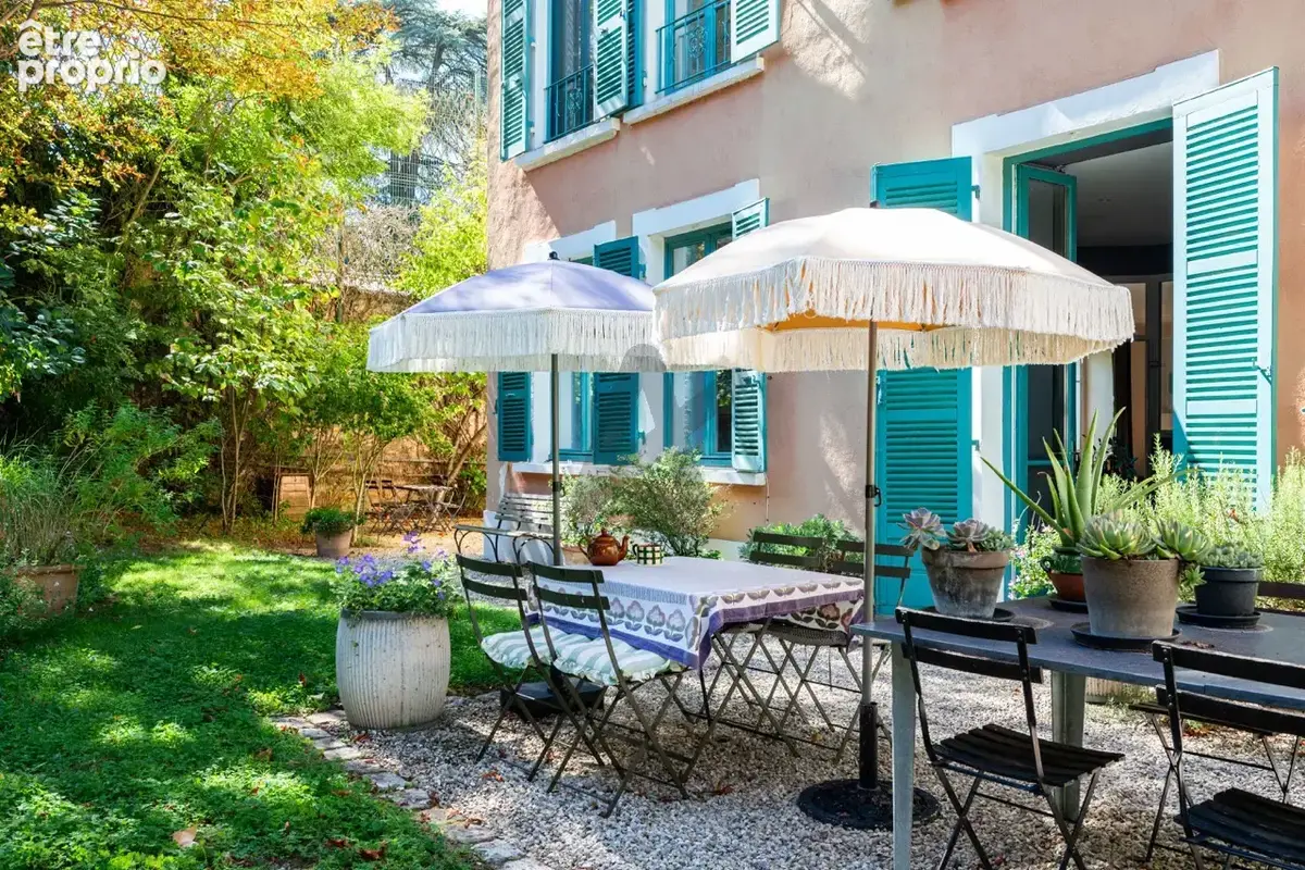 Appartement à CALUIRE-ET-CUIRE