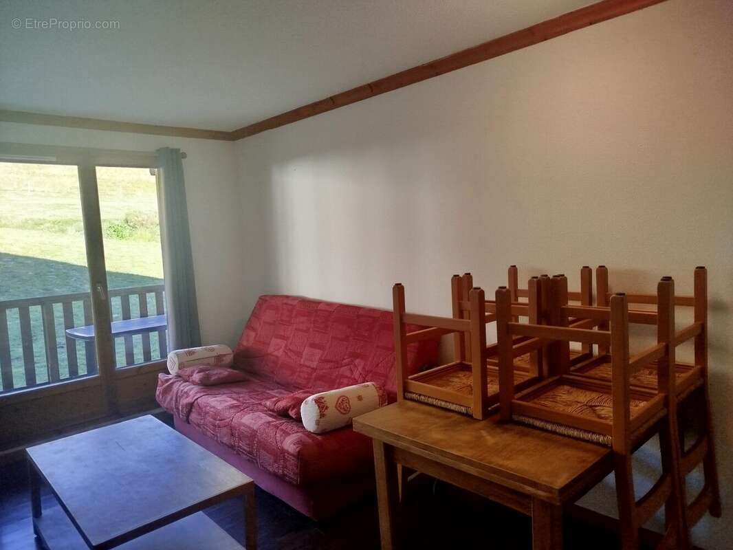 Appartement à BESSE-ET-SAINT-ANASTAISE
