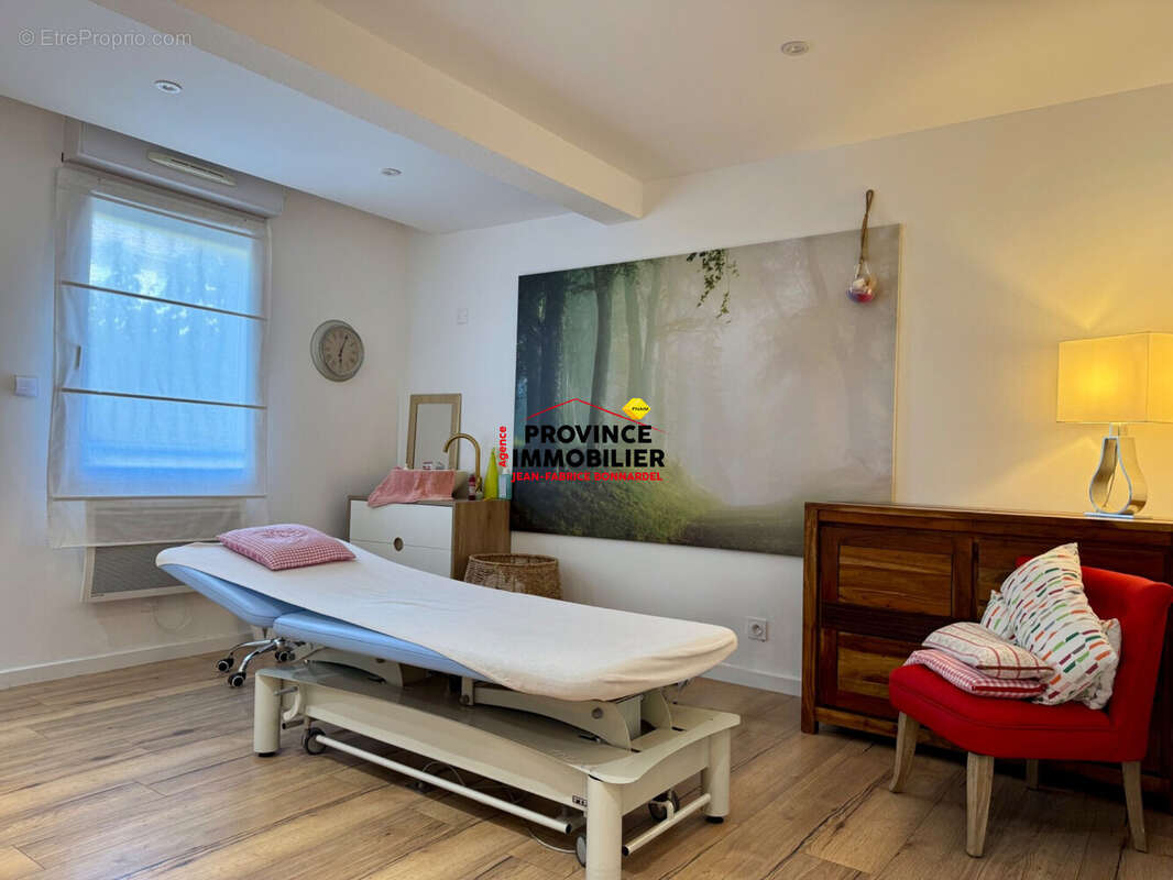 Appartement 67 m² à Nyons  - photo 5