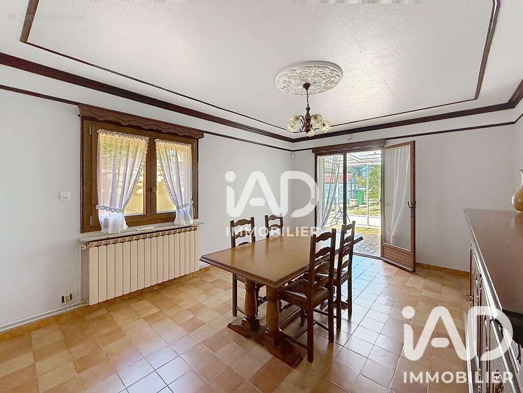 Maison 97 m² à Saint-Clement  - photo 9