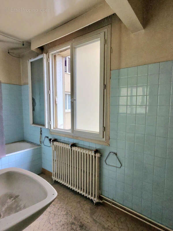 Appartement à SAINT-MAUR-DES-FOSSES