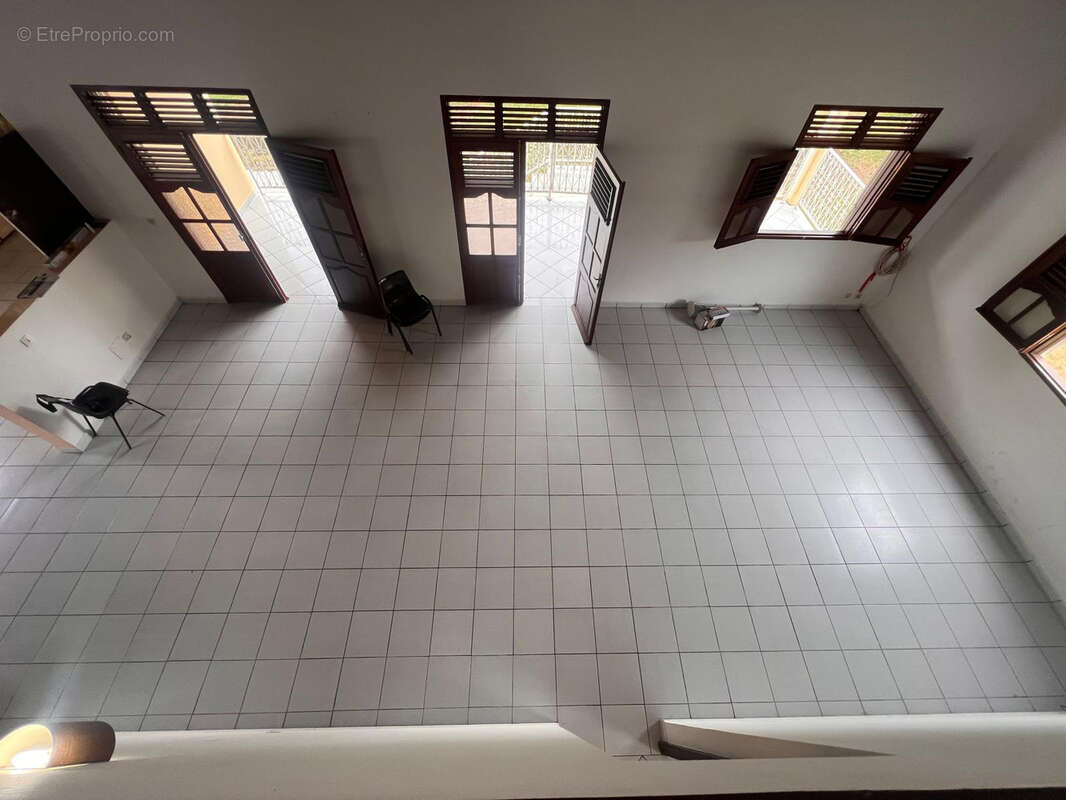 Maison à PETIT-CANAL