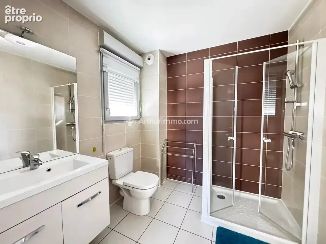Évian-les-bains – dernier étage avec vue lac – 75 m² – 3 chambres - photo 8