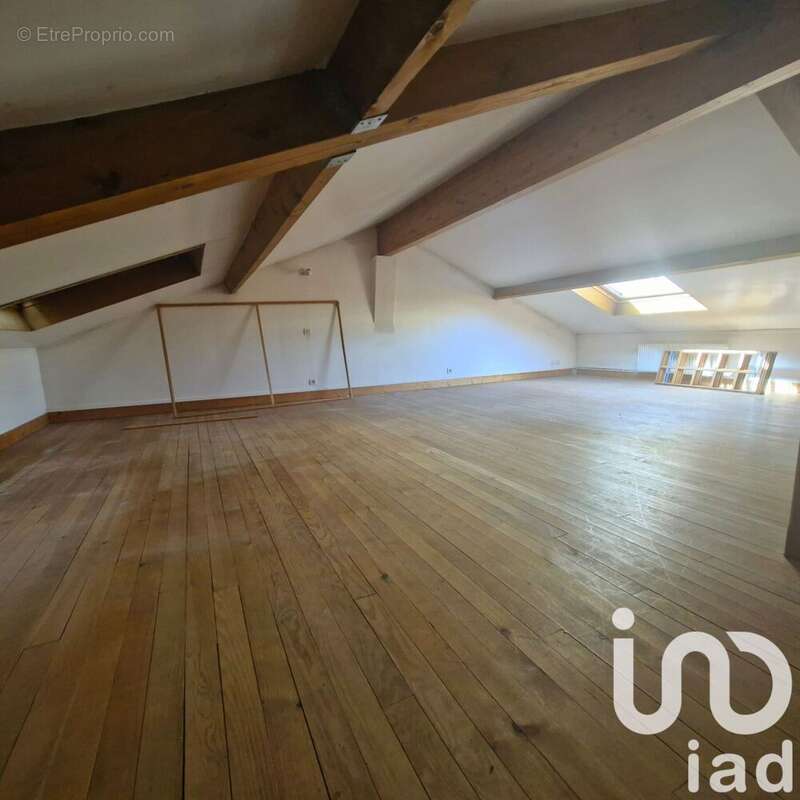 Photo 4 - Maison à GENNEVILLIERS