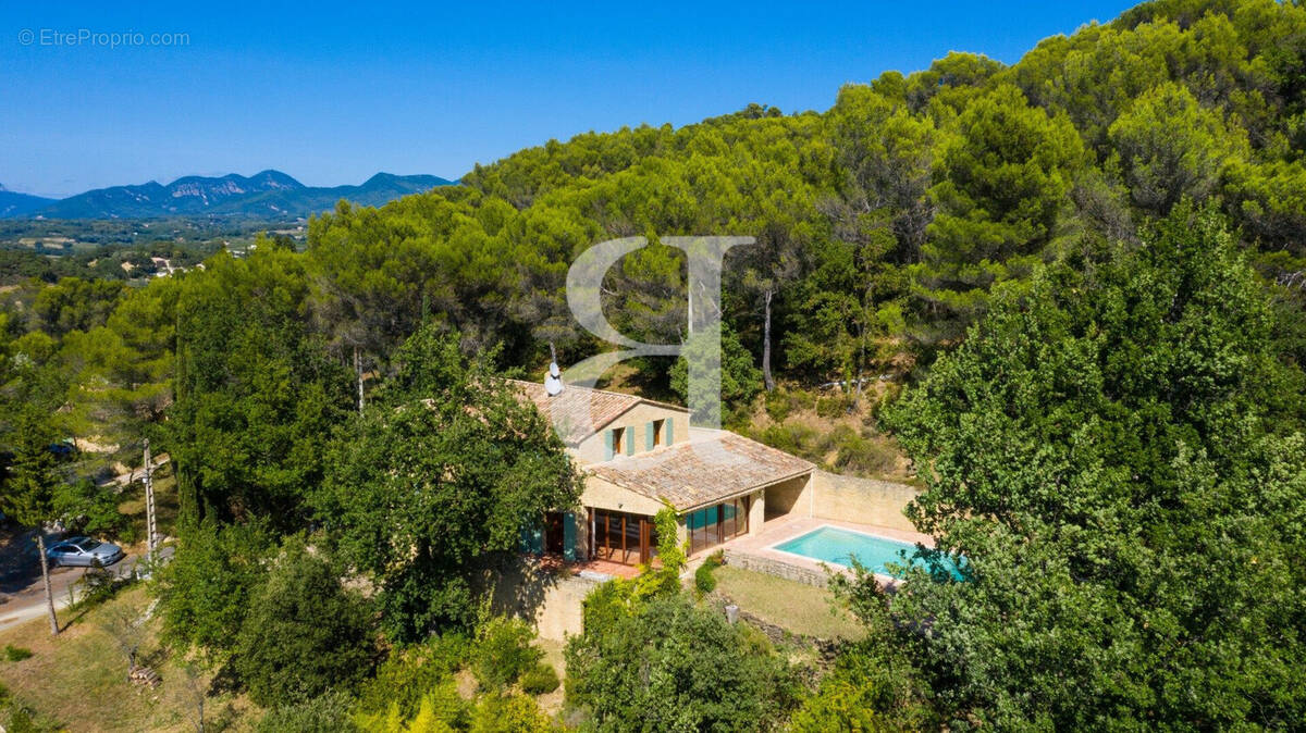 Maison à VAISON-LA-ROMAINE