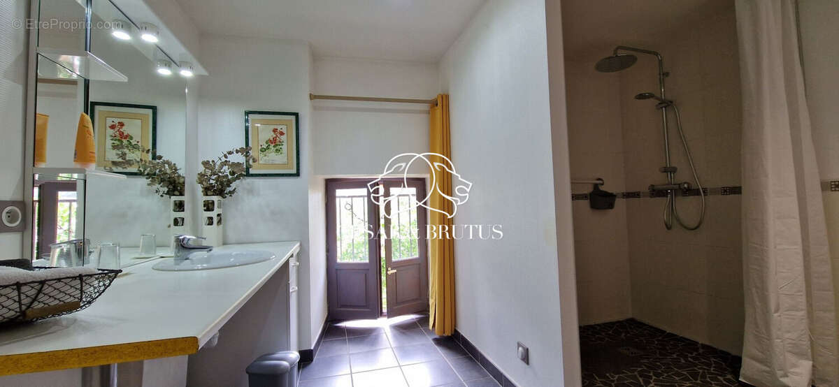 Maison à USSON-EN-FOREZ