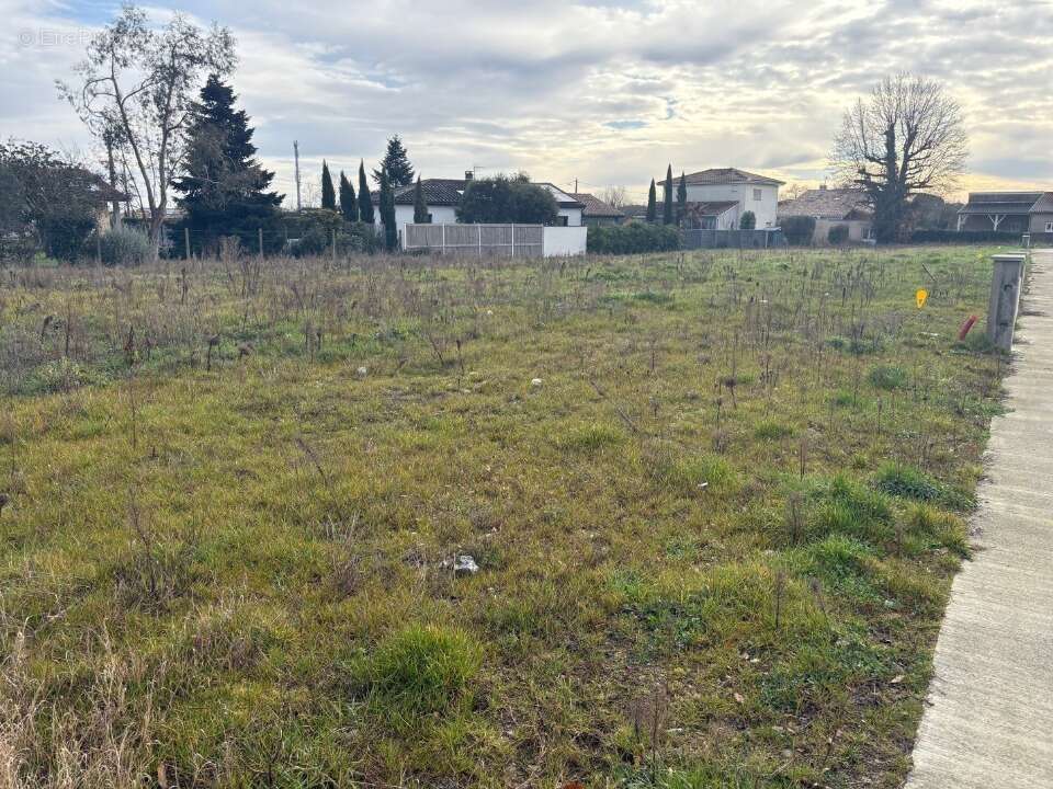 Terrain à BLAGNAC
