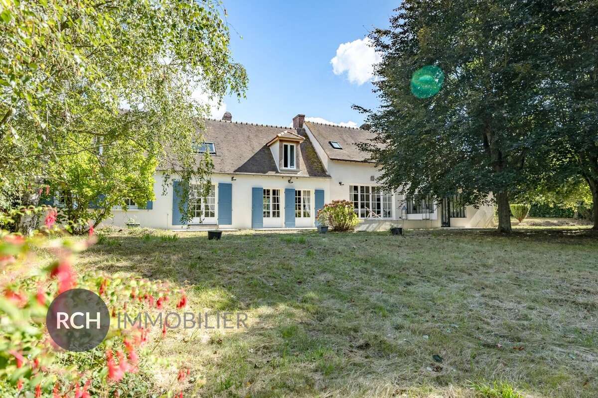 Maison à MONTFORT-L'AMAURY