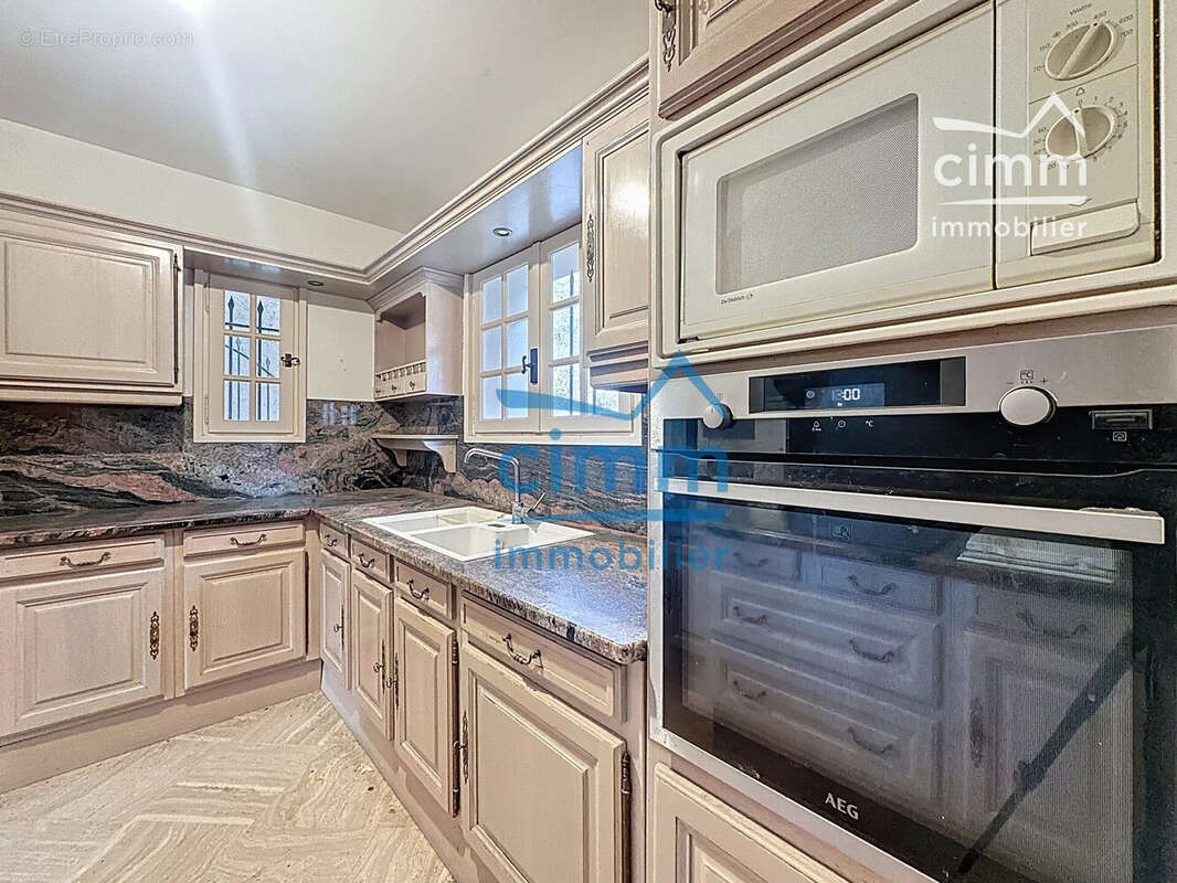 Maison 180 m² à Carpentras  - photo 8