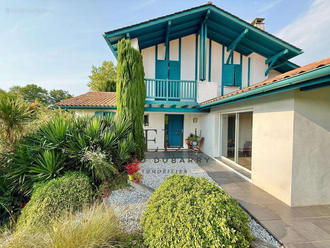 Maison à ARCANGUES