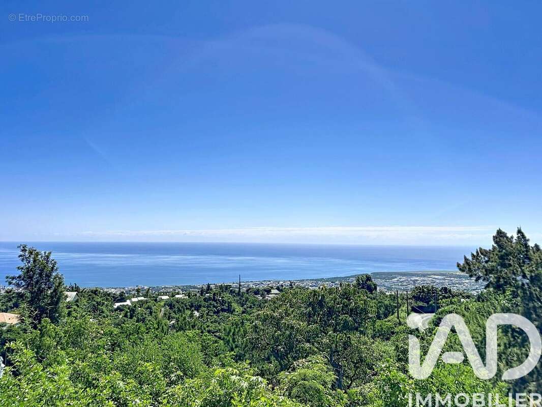 Photo 3 - Maison à SAINT-DENIS