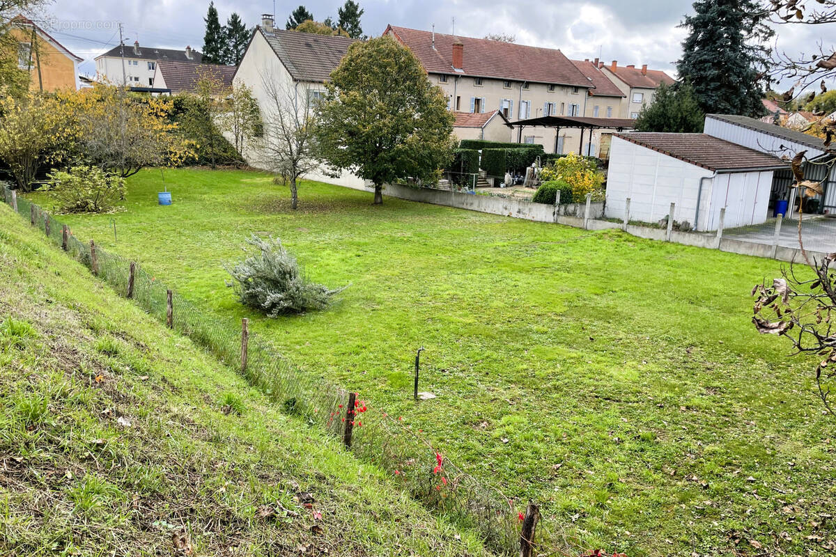 Terrain à DIGOIN