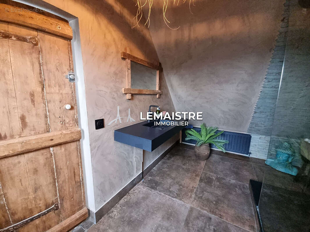 Maison à SAINT-ROMAIN-DE-COLBOSC