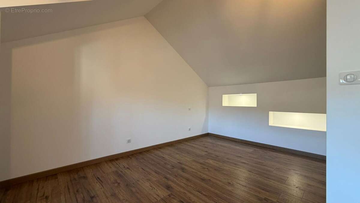 Maison à LE MONASTERE