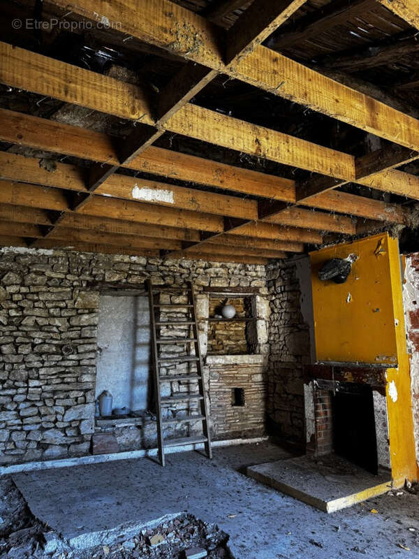 Maison à BEAULIEU-SUR-SONNETTE