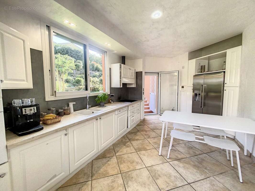 Maison à MANDELIEU-LA-NAPOULE