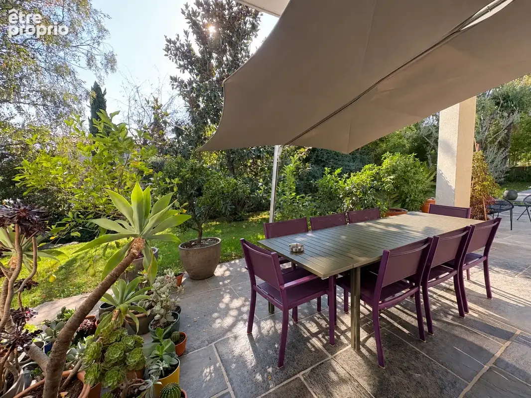 Maison T7 de 135.47 m2 avec piscine et annexes sur terrain de 1053 m2, 07500 GUILHERAND-GRANGES - photo 18