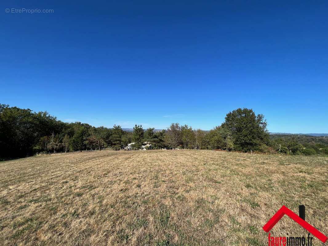Terrain à BRIVE-LA-GAILLARDE