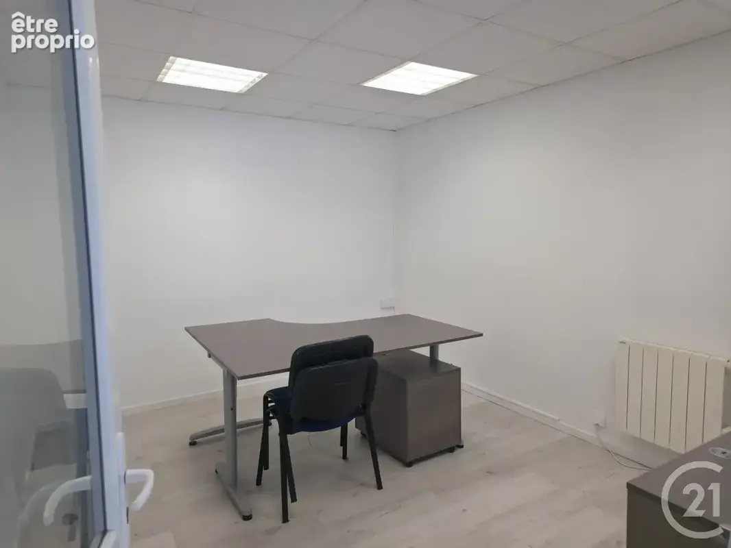 Bien immobilier à vendre à Saussay (28260) - photo 8