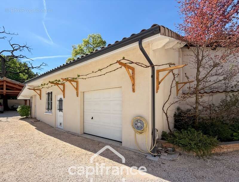 Maison à EPINOUZE
