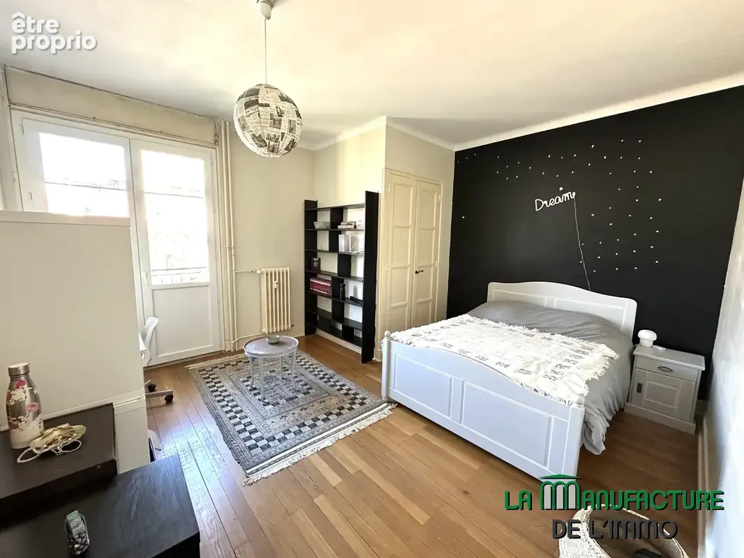 Appartement de type F6 de 140.14 m2 - 4 chambres - 2 balcons - cave - normes PMR / Saint-etienne Anatole Franc - photo 10