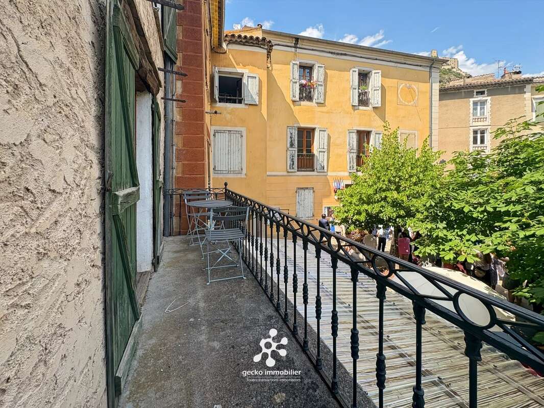 Appartement à ENTREVAUX