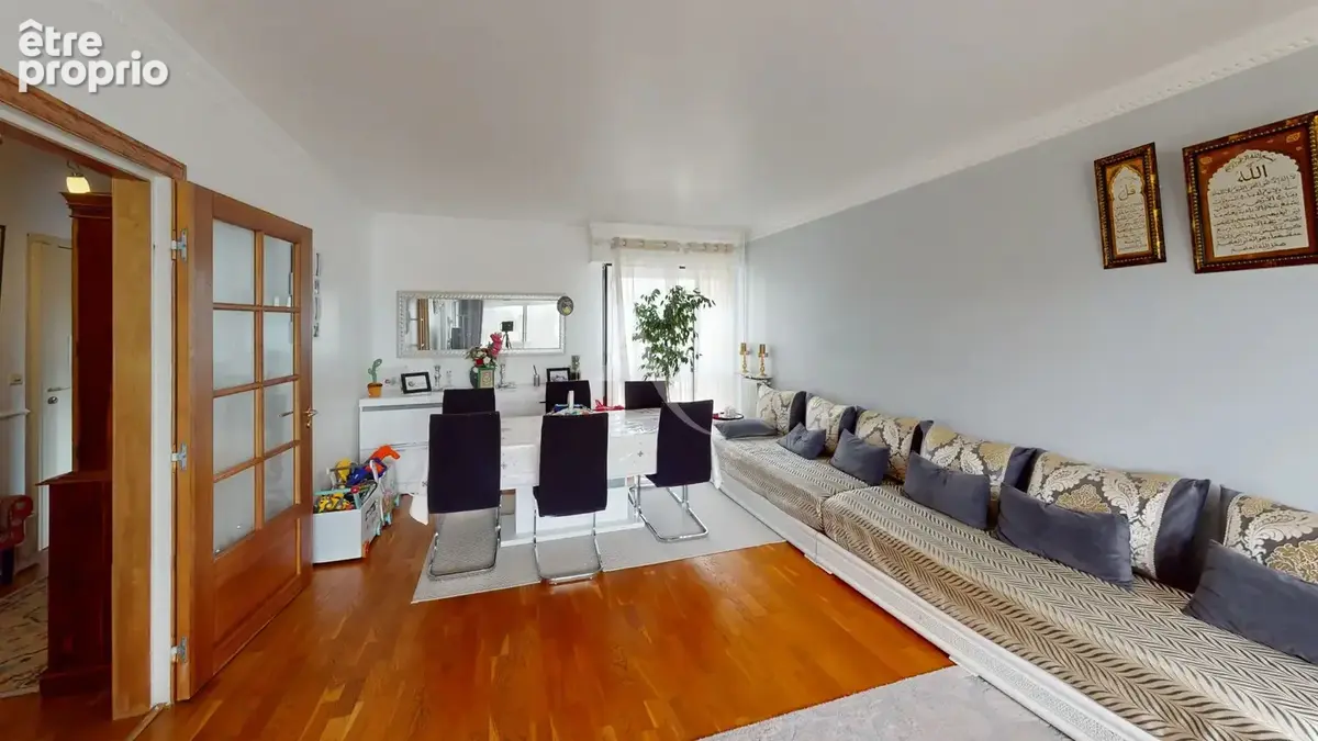 Limite Bourg La Reine, appartement L'HAY-LES-ROSES 5 pièces 98.97 m² - photo 2