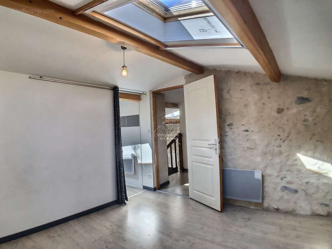 Appartement à GANGES