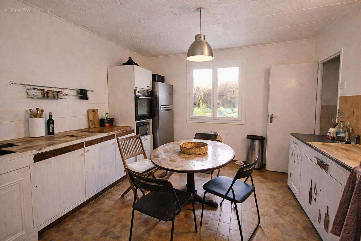 Baron- Maison familiale 4 chambres- Plain pied- Grand terrain arboré - photo 6