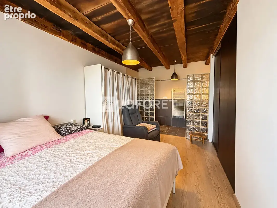 Maison de caractère avec dépendances - photo 7
