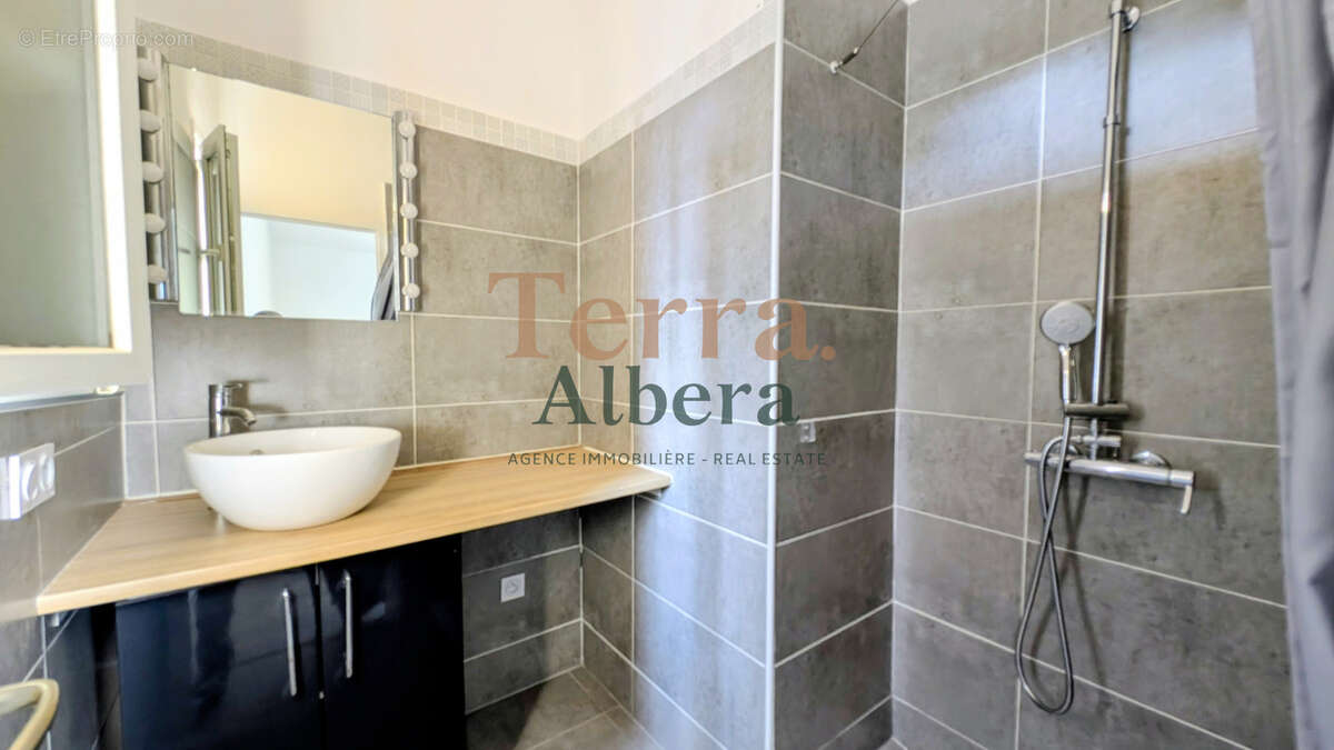 Montesquieu des Albères - Appartement T2 rénové, lumineux avec belles vues - photo 6