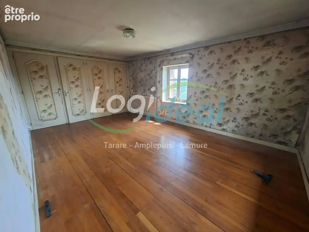 Maison à fort potentiel située à Poule-les-Echarmeaux - photo 6