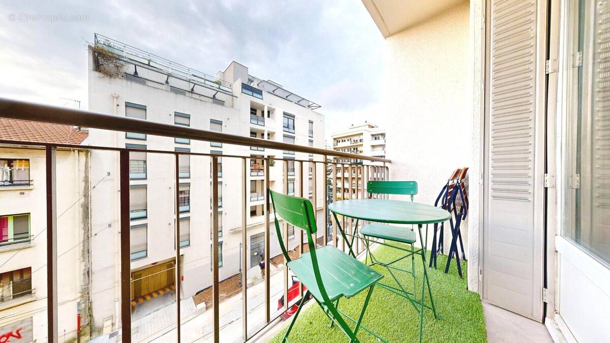 Appartement à VILLEURBANNE
