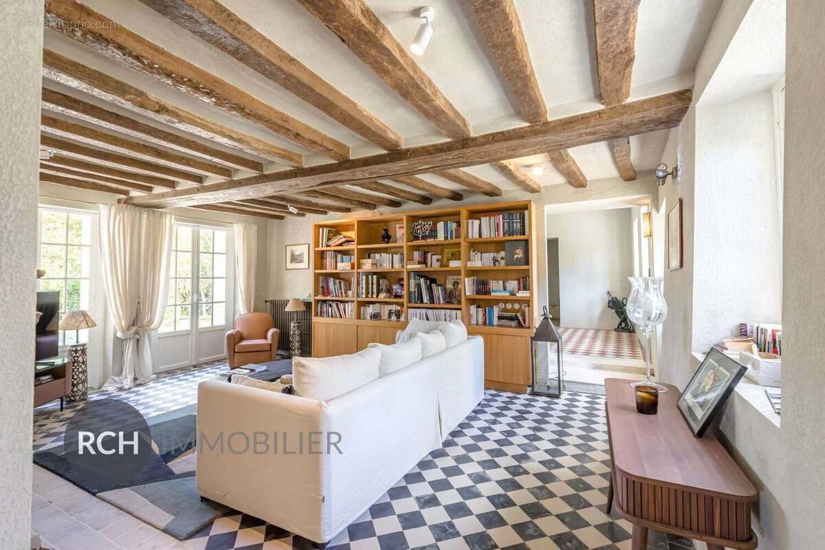 Maison à MONTFORT-L'AMAURY