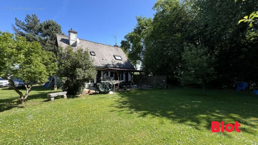 Maison à LIFFRE