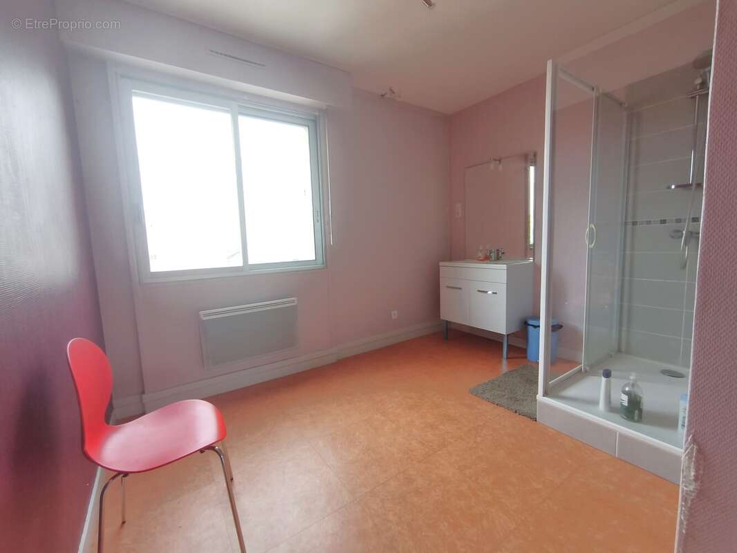Appartement 150 m² à Angouleme  - photo 44