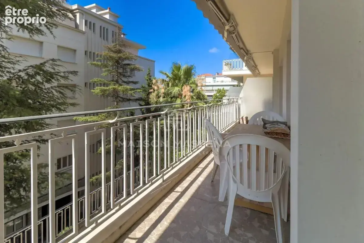 Cimiez – Grand 2 pièces avec terrasse exposée sud au calme ! - photo 13