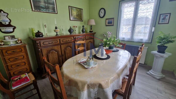 Maison à FORMERIE