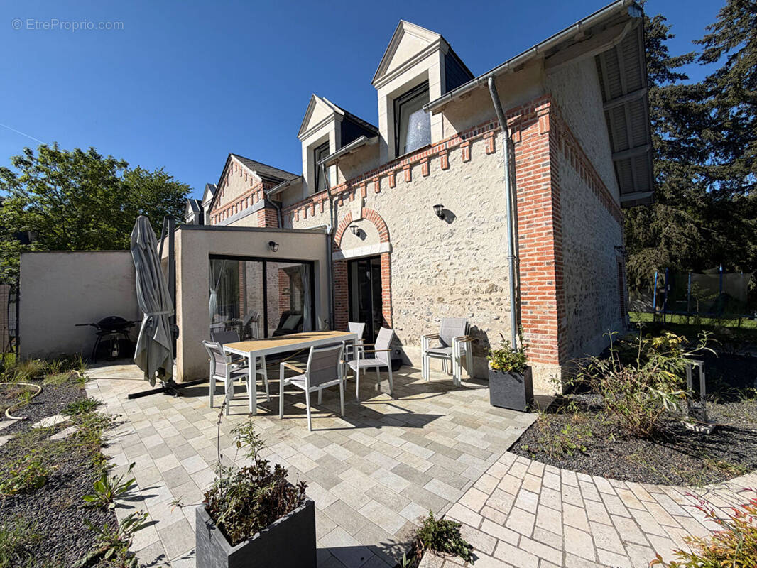 Maison à SAINT-CYR-EN-VAL