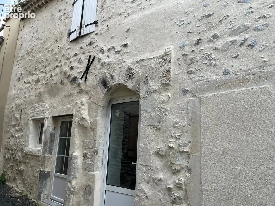 Maison à MONTELIMAR
