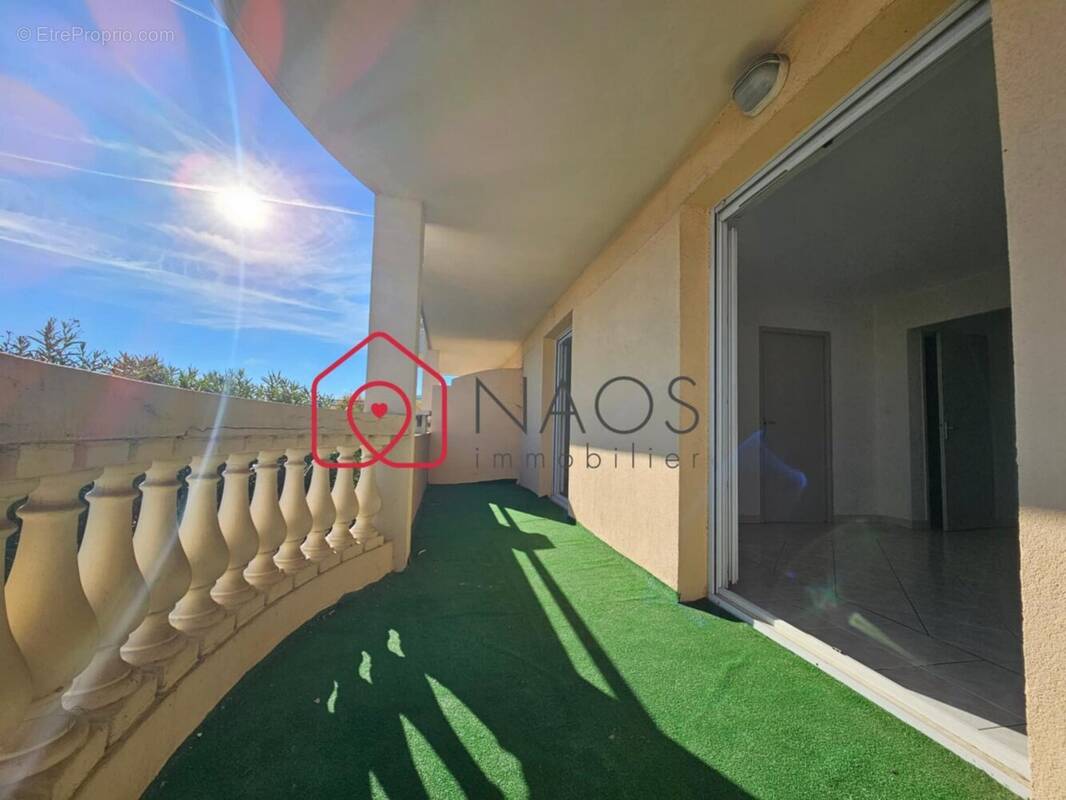 Appartement à COGOLIN