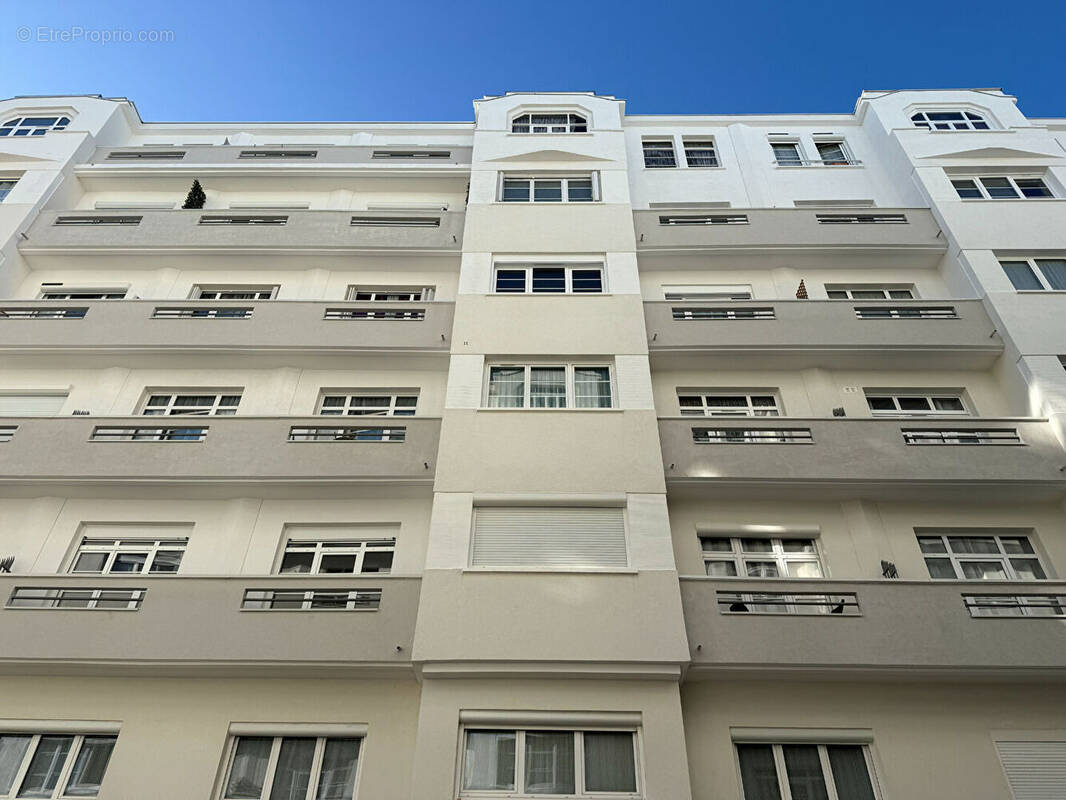 Appartement à MONTROUGE