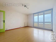 Appartement à TINQUEUX