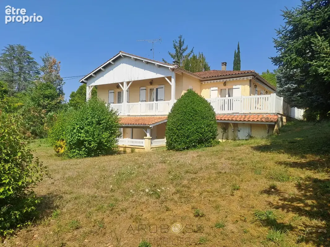 Maison à AIGUILLON