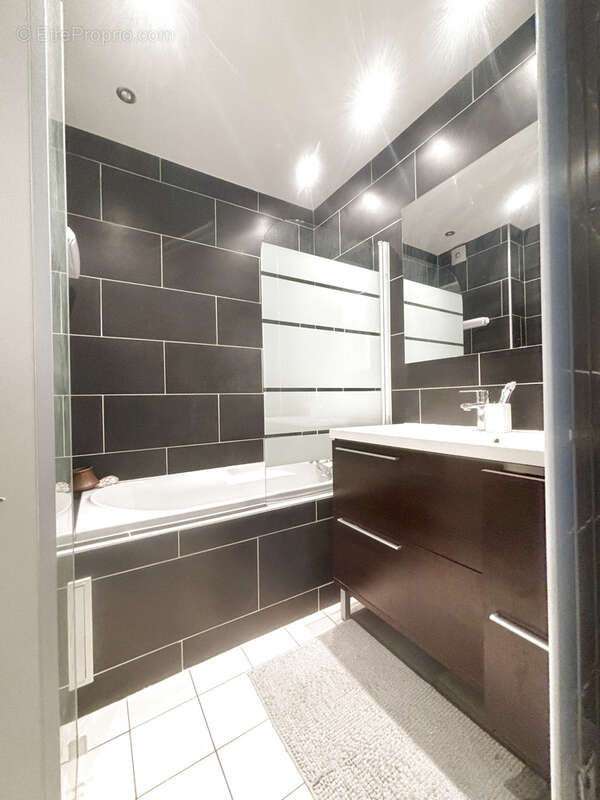 Appartement à ENGHIEN-LES-BAINS